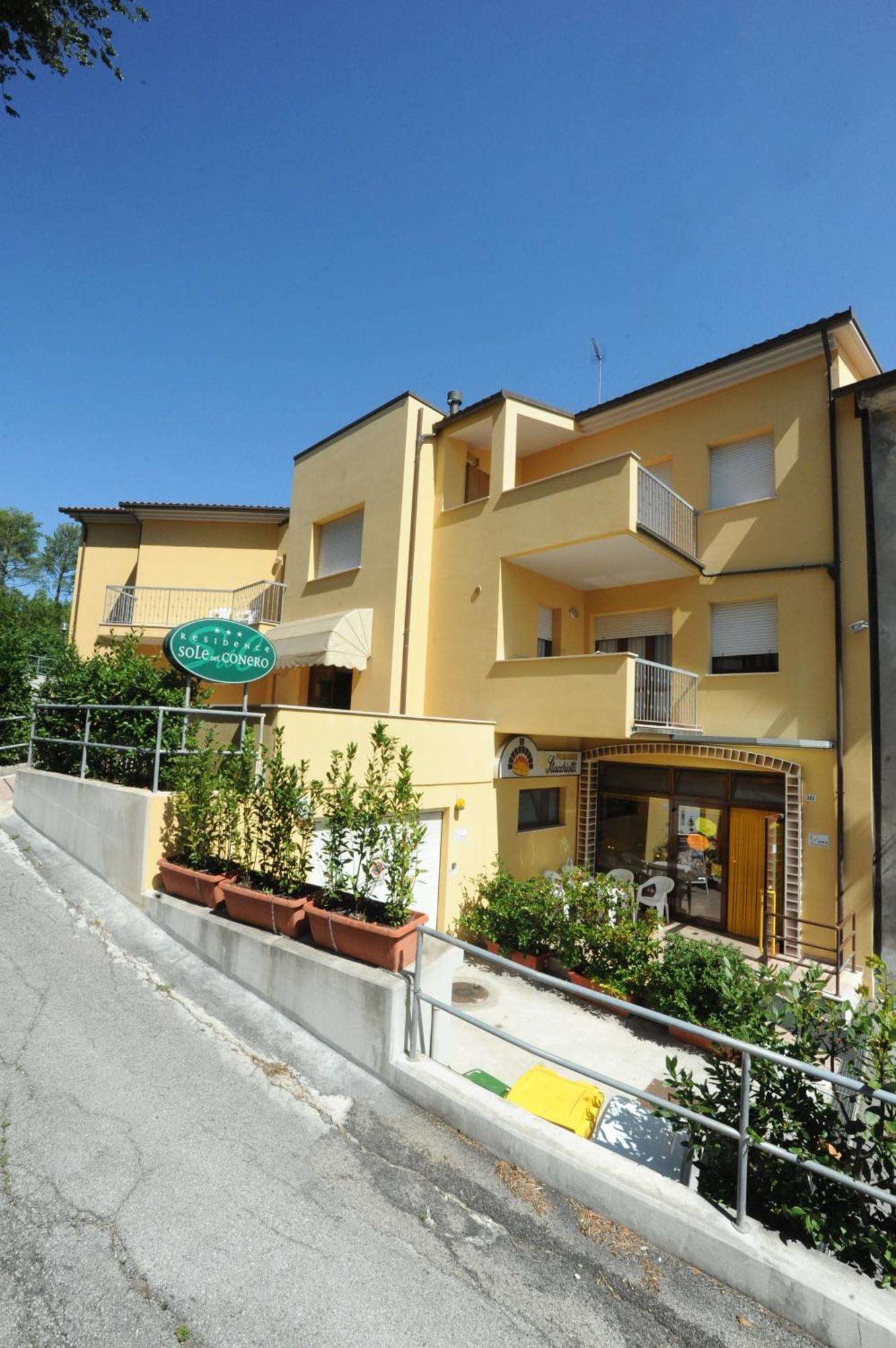 Residence Sole Del Conero Ancona Eksteriør billede